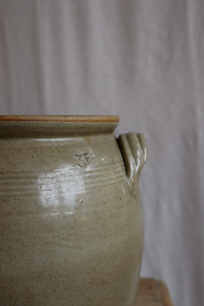 Large French Confit Pot 02 – épanoui