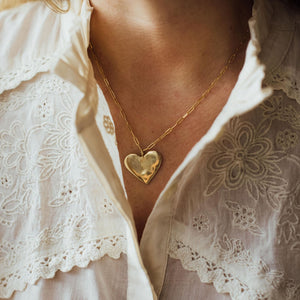 Maxi Heart Necklace, Gold
